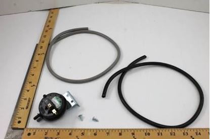 Picture of DIFFERENTIAL PRESSURE SWITCH For Burnham Boiler Part# 60160885
