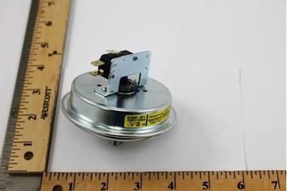 Picture of 1.70"wc SPDT Pressure Switch For Reznor Part# 211130