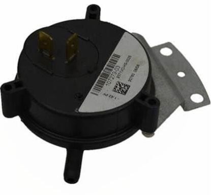 Picture of -1.42"wc SPST Pressure Switch For Amana-Goodman Part# 10727903