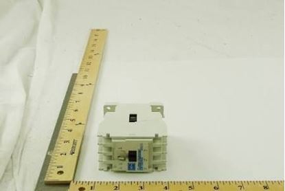 Picture of 24v 50/60Hz 3-POLE CONTACTOR For Cutler Hammer-Eaton Part# CE15CN3TB