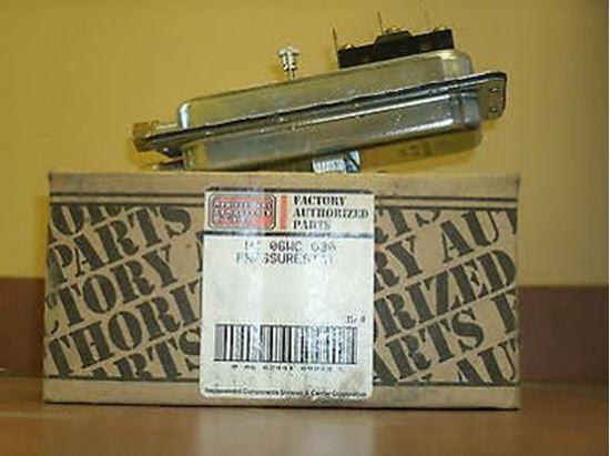 Picture of .05-2.0"wc SPDT AIR FLOW SW For Carrier Part# HK06WC030