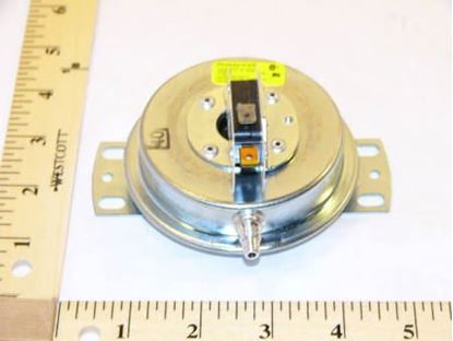 Picture of SPST PRESSURE SWITCH For International Comfort Products Part# 1071058