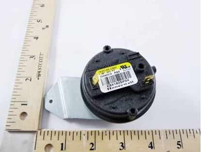 Picture of 1.36"WC SPST PRESSURE SWITCH For Trane Part# SWT2515