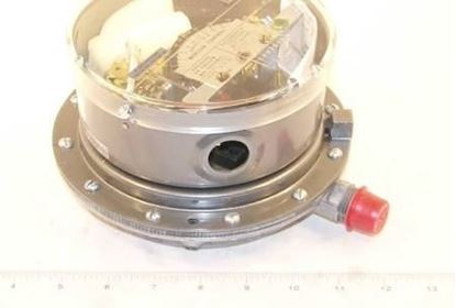 Picture of 1/30" SPDT M/R On Rise # Swtch For Dwyer Instruments Part# PRL-153-P1