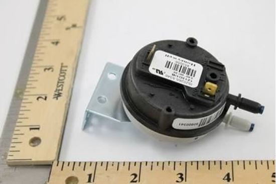Picture of .60"wc SPST Pressure Switch For Slant Fin Part# 453-056-000