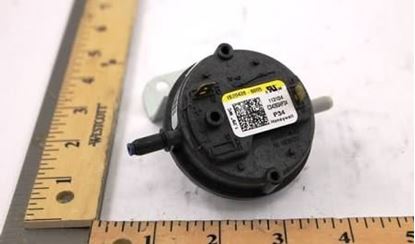 Picture of 1.29"WC SPST PRESSURE SWITCH For Trane Part# SWT3220