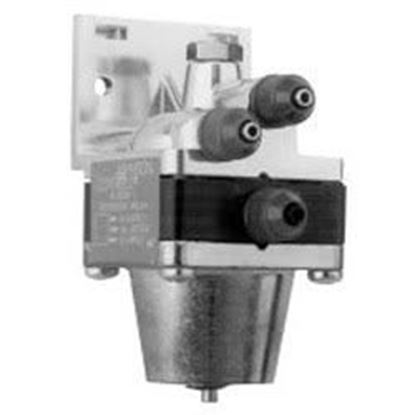 Picture of REVERSING RELAY 1:1 For Johnson Controls Part# R-3030-1