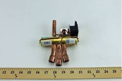 Picture of 5/8x1/2 2Ton RevVlv W/24V Coil For Trane Part# VAL9013