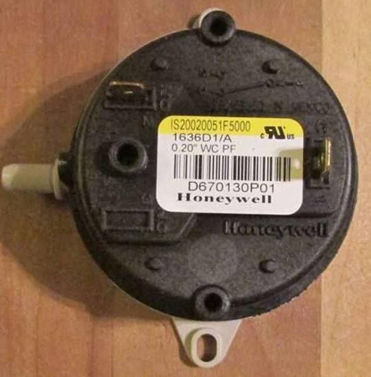 Picture of .20"WC SPST Pressure Switch For Trane Part# CNT3671