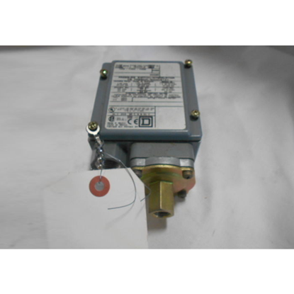 Picture of 1-48# 10A SPDT NEMA4 # Switch For Schneider Electric-Square D Part# 9012GAW2