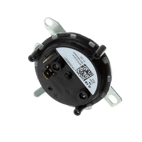 Picture of Carrier Pressure Switch Part# HK06MB061