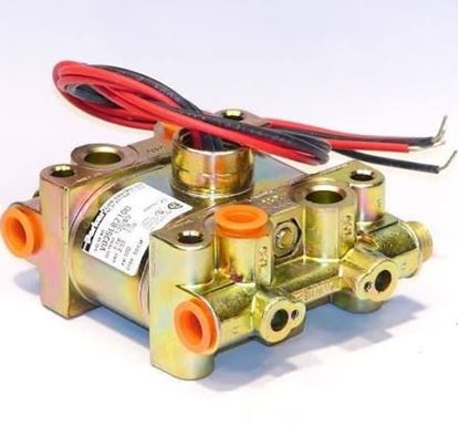 Picture of 1/4" 4WAY N/C-N/O 100# 120V For Parker Fluid Control Part# V935LB2100AB6A0Z