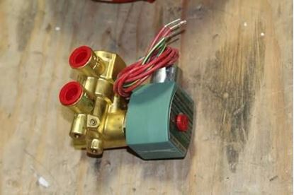 Picture of 3/8"N/O 3wayQuikExhaust10/200# For ASCO Part# 8321G4