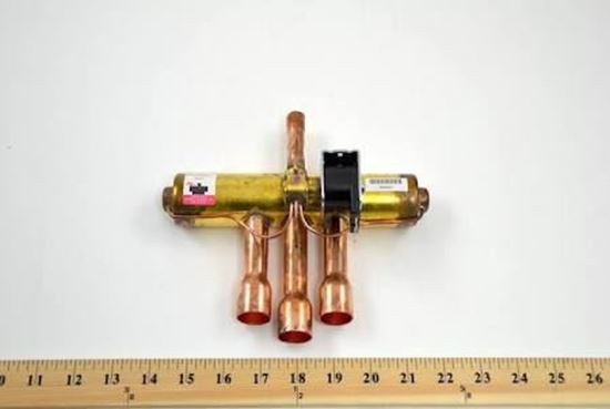 Picture of Reversing Valve W/Coil For York Part# S1-025-33307-002