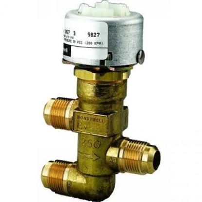 Picture of 3/8"3W W/1/2"FLR,8-11#,1.6CV For Honeywell Part# VP526A1118