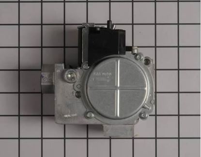 Picture of 24v 3.5"wc Nat 1/2" Gas Valve For Carrier Part# EF32CW210