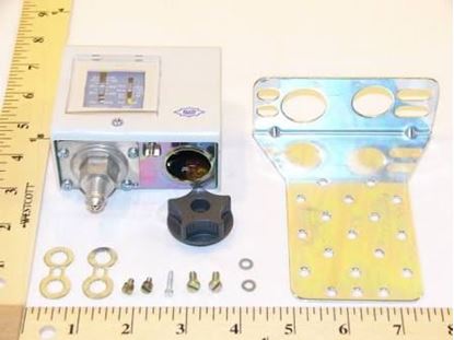 Picture of High#Control 90"-450#,1/4"Male For Trane Part# CNT2190