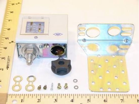 Picture of High#Control 90"-450#,1/4"Male For Trane Part# CNT2190