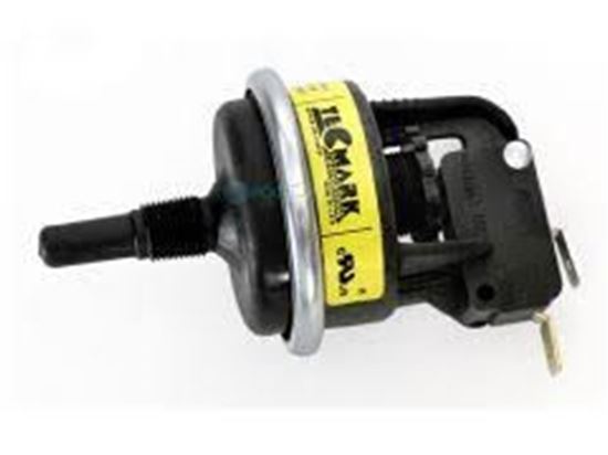 Picture of SPST 1.75psi Pressure Switch For Raypak Part# 006737F