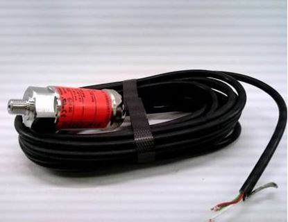 Picture of PRESSURE TRANSMITTER 500# For Danfoss Part# 060G2033