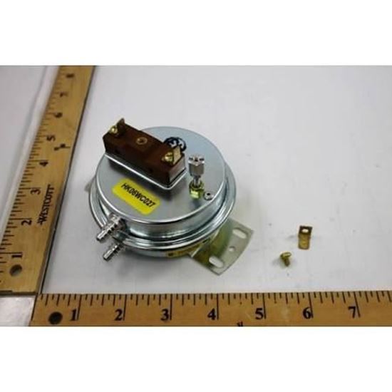 Picture of PRESSURE SWITCH For Carrier Part# HK06WC027