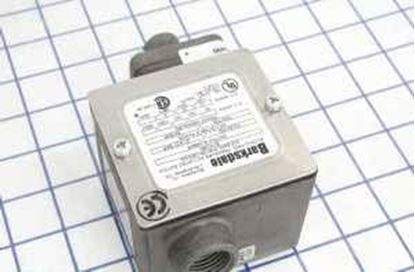 Picture of 3/90# PRESSURE SW 1/4"NPT For Barksdale Part# E1H-H90