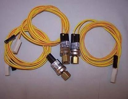 Picture of 95-50# LOW PRESSURE SWITCH For Carrier Part# HK02ZB075