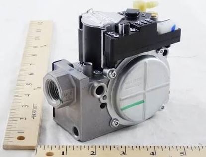 Picture of 24v 3.2" wc Nat 1/2" Gas Valve For Trane Part# VAL9031