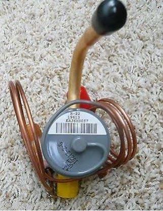Picture of TXV VALVE For Carrier Part# EA36YD057