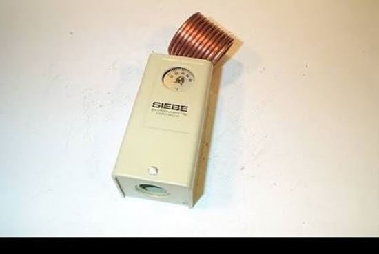 Picture of SPDT ENTHALPY CTRL, 24V  For Schneider Electric (Barber Colman) Part# THC-2