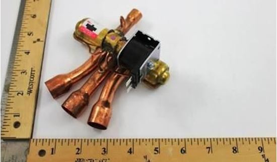 Picture of Reversing Valve With Coil For York Part# S1-025-35313-002