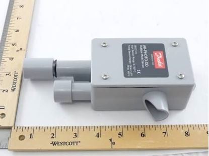 Picture of PHOTOCELL PRECISION LIGHT SENS For Danfoss Part# 080Z2172