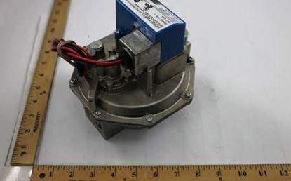 Picture of 1 1/4" 2STG Slow Open 1/2# Nat For Honeywell Part# V8944B1100