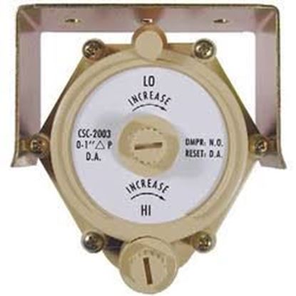 Picture of ResetVolCtrl,0/2"wc,DA,w/BRKT. For KMC Controls Part# CSC-2009