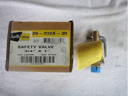 Picture of 3/4"X1" 100#STEAM RELF 423#/HR For Conbraco Industries Part# 29-302A-100