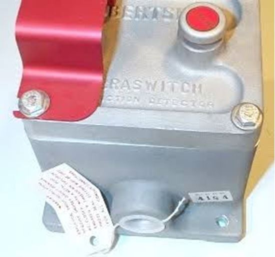 Picture of VIBRASWITCH 24VDC SPDT XPROOF For Robertshaw Part# 6000-102