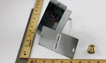 Picture of 4"Imm SS 24vdc 0-10vdc 40/140F For Mamac Systems Part# TE-213-C-A-2-B-1C2