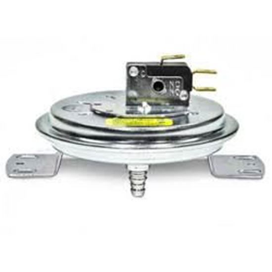 Picture of PRESSURE SWITCH SPST CLS .8"WC For Carrier Part# HK06NB065
