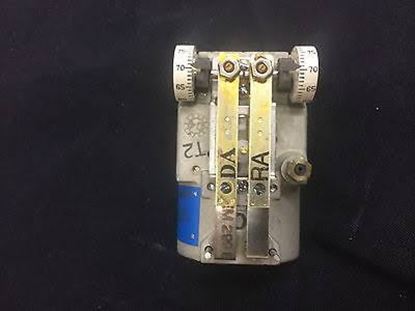 Picture of HT/CL 15#R/A 20#D/A VERT DUAL For Johnson Controls Part# T-4756-206