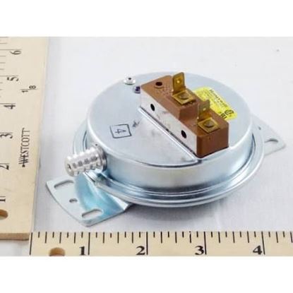 Picture of SPST PRESSURE SWITCH For Trane Part# SWT0977