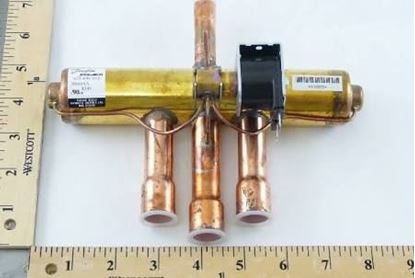Picture of 1/2"x3/4"ODF 24v Reversing Vlv For York Part# S1-025-42731-000