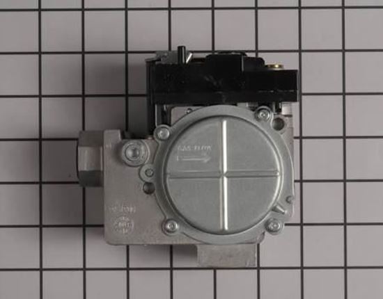 Picture of 24v 3.5"wc Nat 3/4" Gas Valve For Carrier Part# EF33CW180