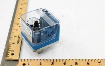 Picture of Low gas switch For Raypak Part# 007187F