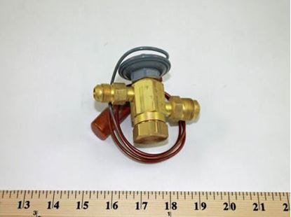 Picture of 3/8x1/2 5Ton R-22 TXV; 30"Cap For York Part# S1-025-32798-036