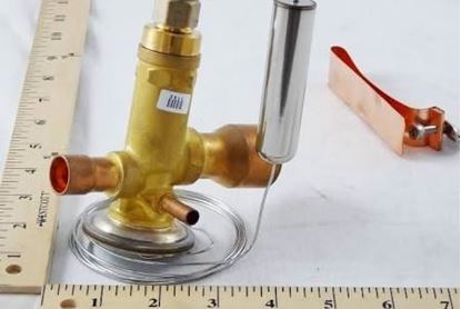 Picture of Thermal Expansion Valve For Carrier Part# EA02DZ517