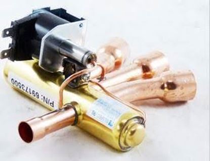 Picture of 24V 3/4"x1/2" REVERSING VALVE For ClimateMaster Part# S69173500
