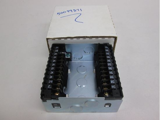 Picture of 22 TERM WIRE BASE,2 KNOCKOUTS for Honeywell Part# Q7800B1003