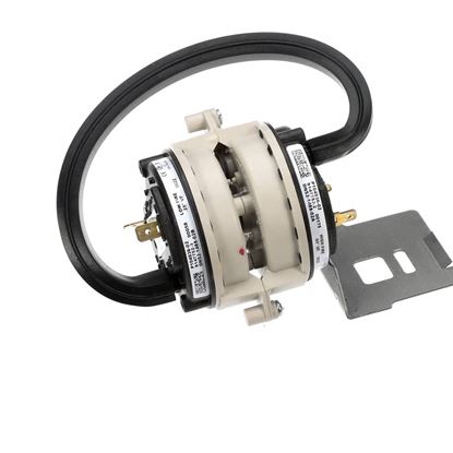 Picture of Lennox 104936-02 Switch Press .90/.25 (Uh) Part# 14T65