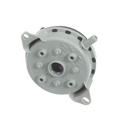 Picture of Trane Pressure Switch .65 Part# SWT04219