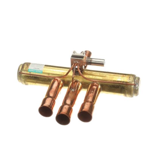 Picture of Trane Valve; Reversing, .50 Ods X .75 Ods, W/o Part# VAL08215